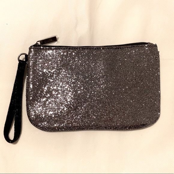 🆕 New Shiny Wristlet - Picture 2 of 14